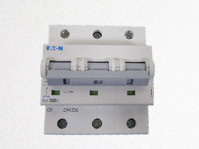 伊顿小型断路器 PLHT-80/3/CN