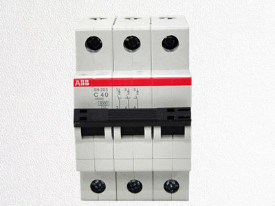 ABB微型断路器 SH203-C40
